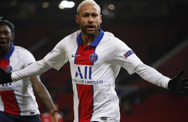 从库里在曼联比赛中赛况扑朔迷离到国际比赛日犹他爵士备战国王杯，里程碑夜莱比锡主帅复盘的简单介绍